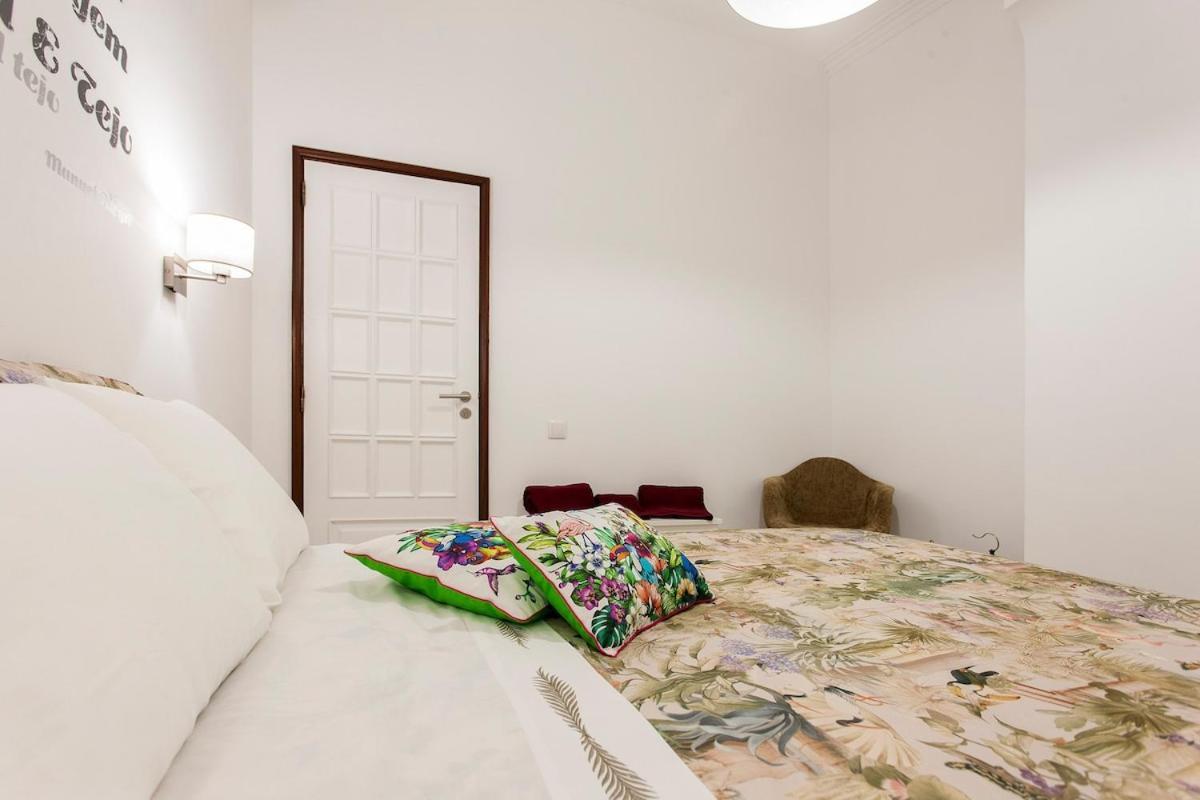 Ginjinha House - 4 Rooms - Bairro Alto - With Ac! Лісабон Екстер'єр фото
